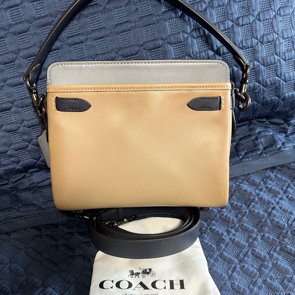 Coach Small Tate crossbody and top handle - Picture 2 of 14